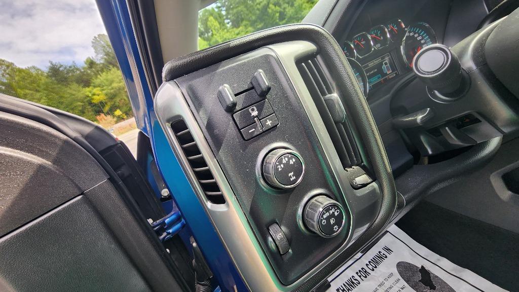2016 Chevrolet Silverado 2500 - $40,990