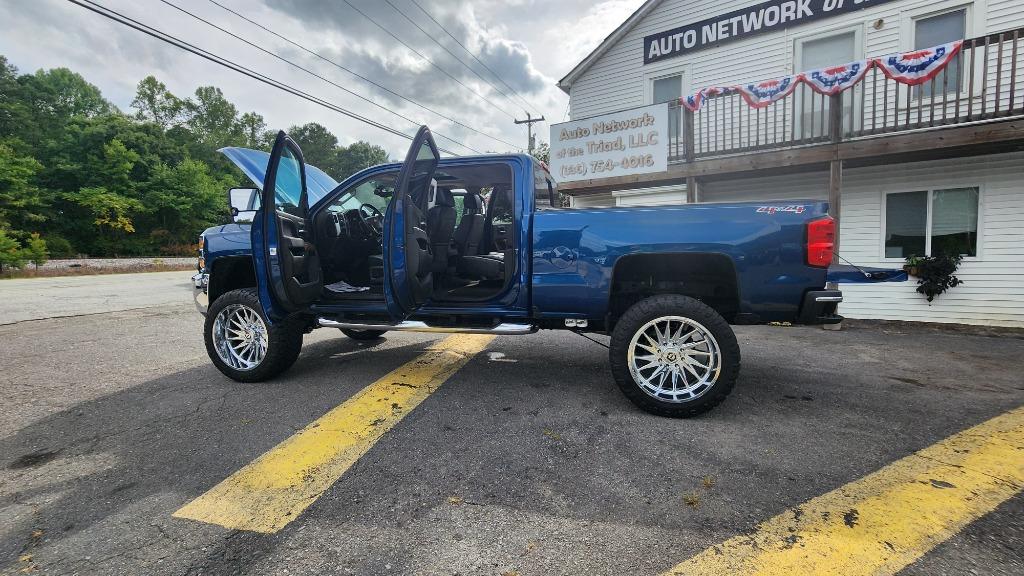 2016 Chevrolet Silverado 2500 - $40,990