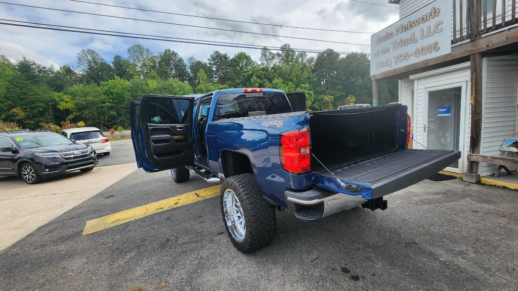 2016 Chevrolet Silverado 2500 - $40,990