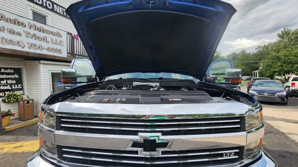 2016 Chevrolet Silverado 2500 - $40,990