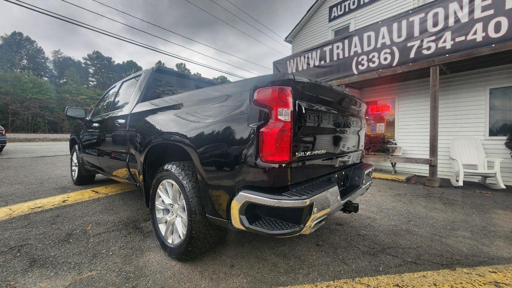 2020 Chevrolet Silverado - $30,990