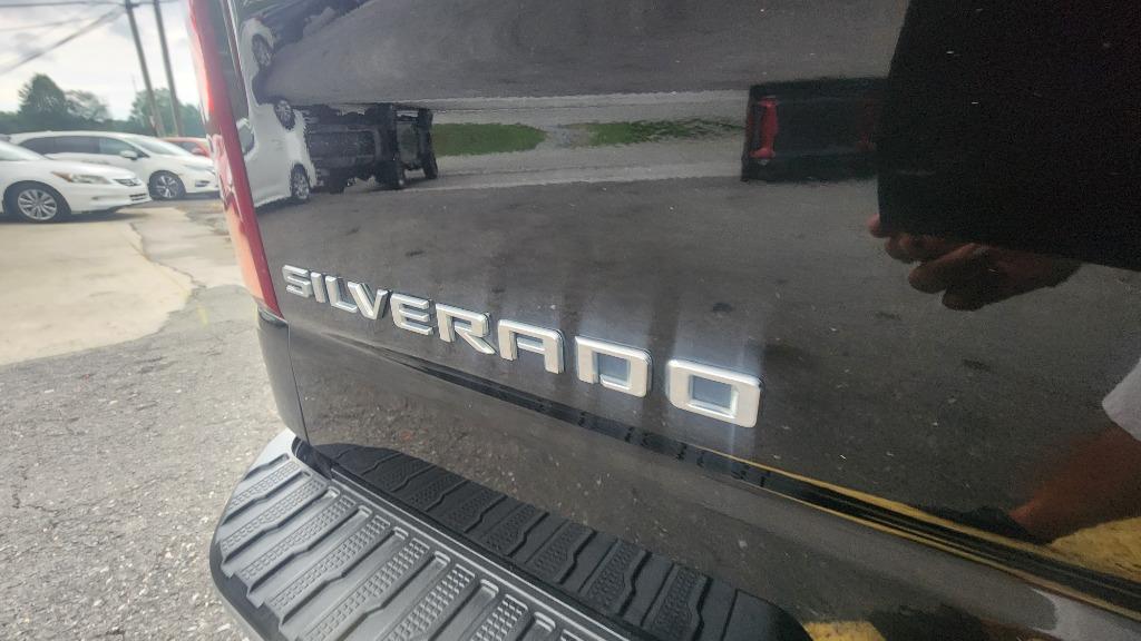 2020 Chevrolet Silverado - $30,990