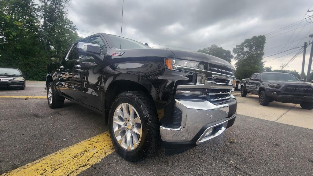 2020 Chevrolet Silverado - $30,990