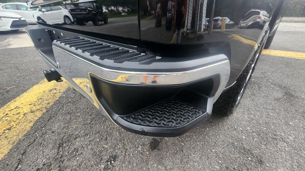 2020 Chevrolet Silverado - $30,990