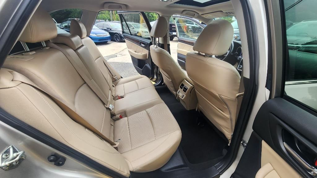 2018 Subaru Outback - $15,990