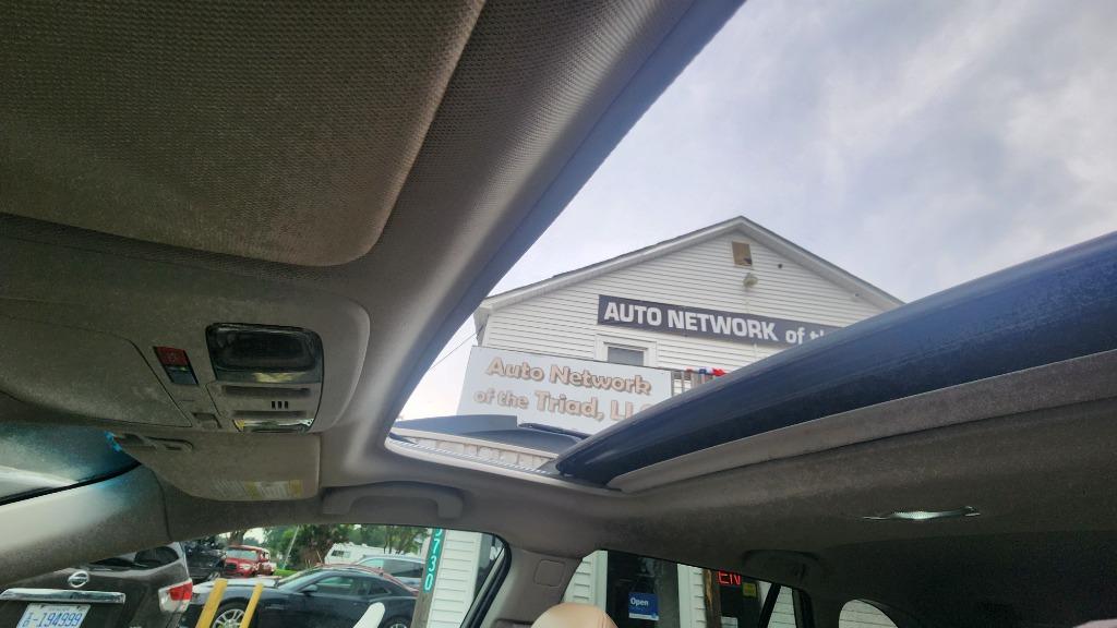 2018 Subaru Outback - $15,990