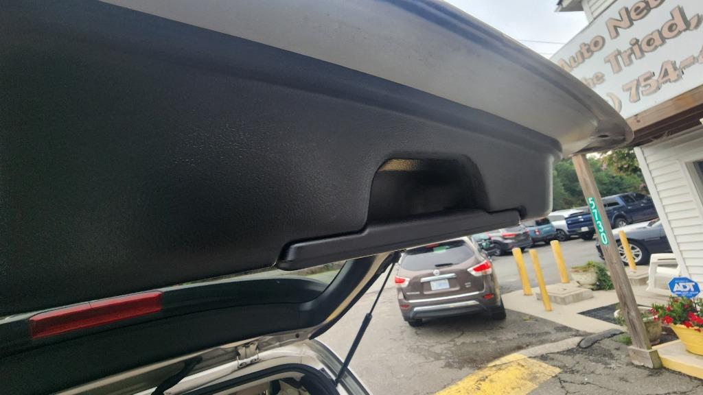 2018 Subaru Outback - $15,990