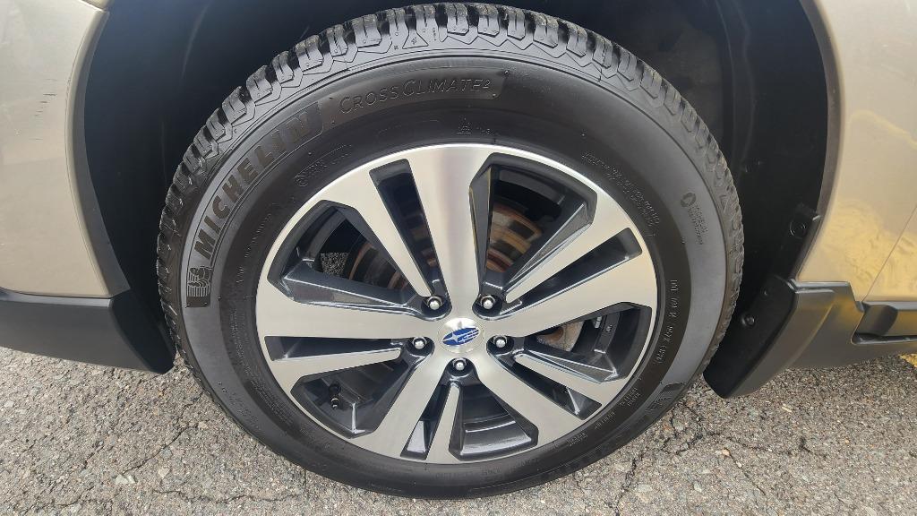 2018 Subaru Outback - $15,990