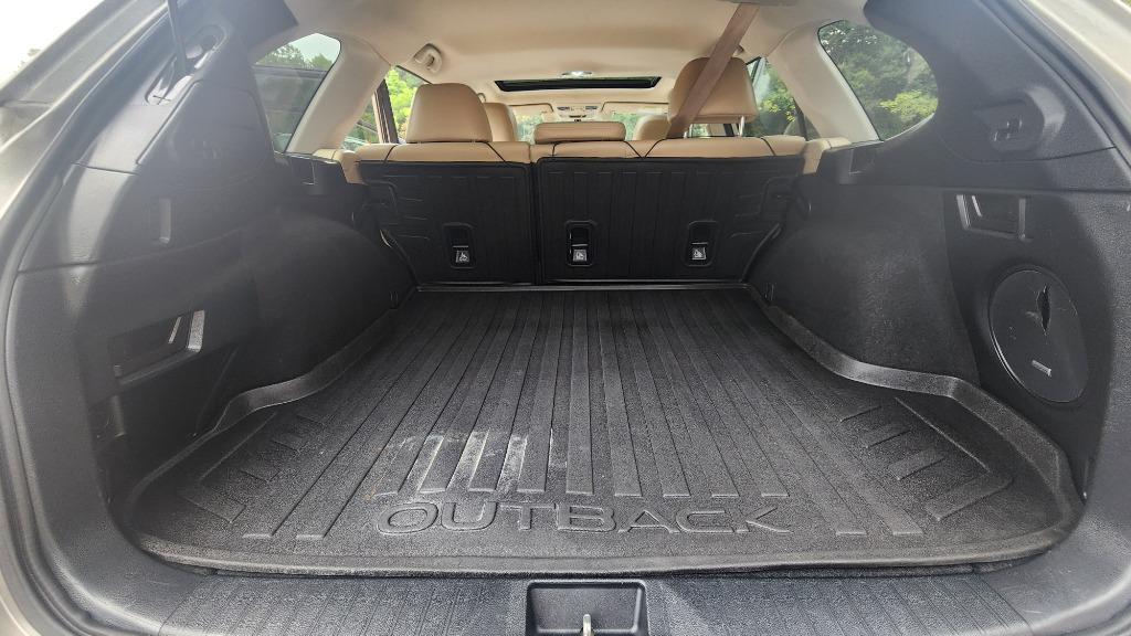 2018 Subaru Outback - $15,990