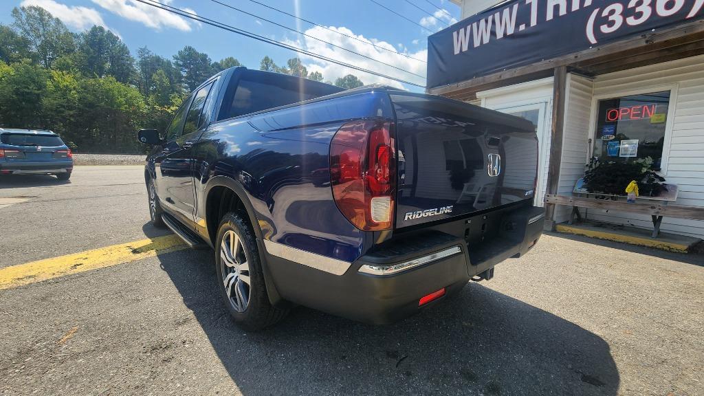 2017 Honda Ridgeline - $21,990