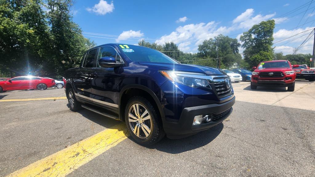 2017 Honda Ridgeline - $21,990