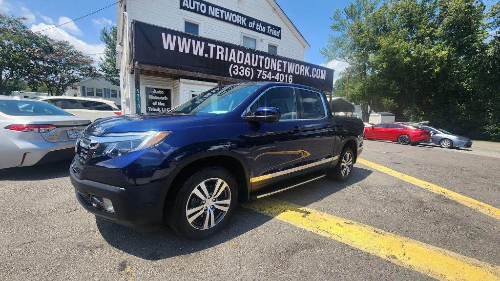 2017 Honda Ridgeline - $21,990