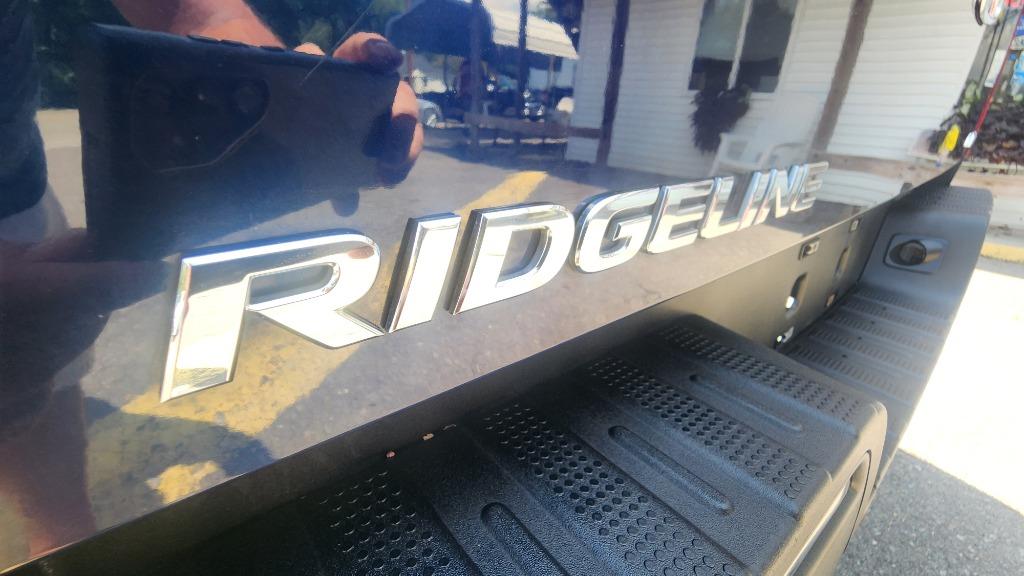 2017 Honda Ridgeline - $21,990