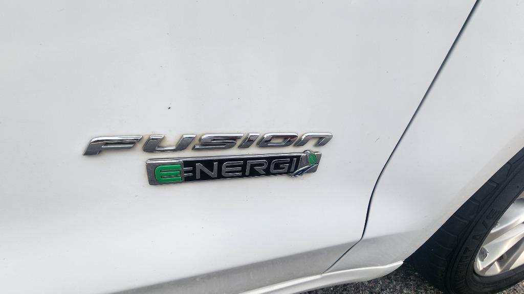 2018 Ford Fusion - $10,990