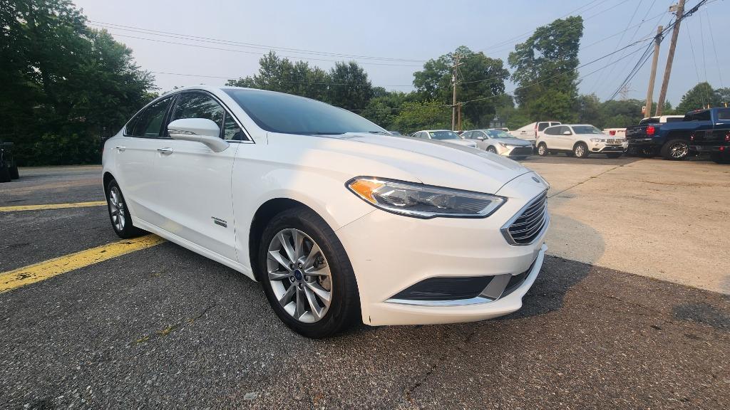 2018 Ford Fusion - $10,990