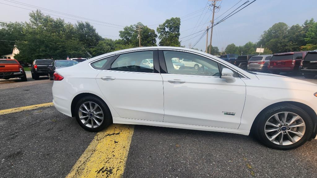 2018 Ford Fusion - $10,990