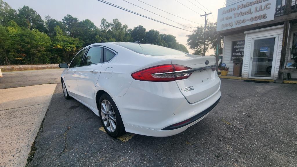 2018 Ford Fusion - $10,990