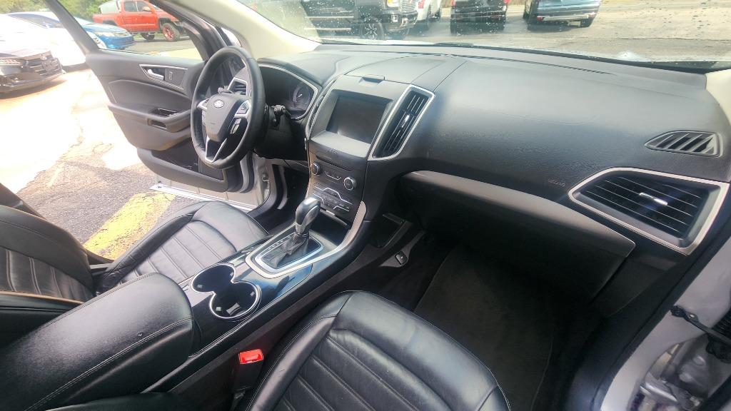2017 Ford Edge - $8,990
