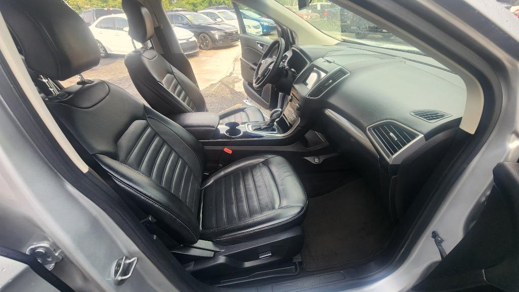 2017 Ford Edge - $8,990