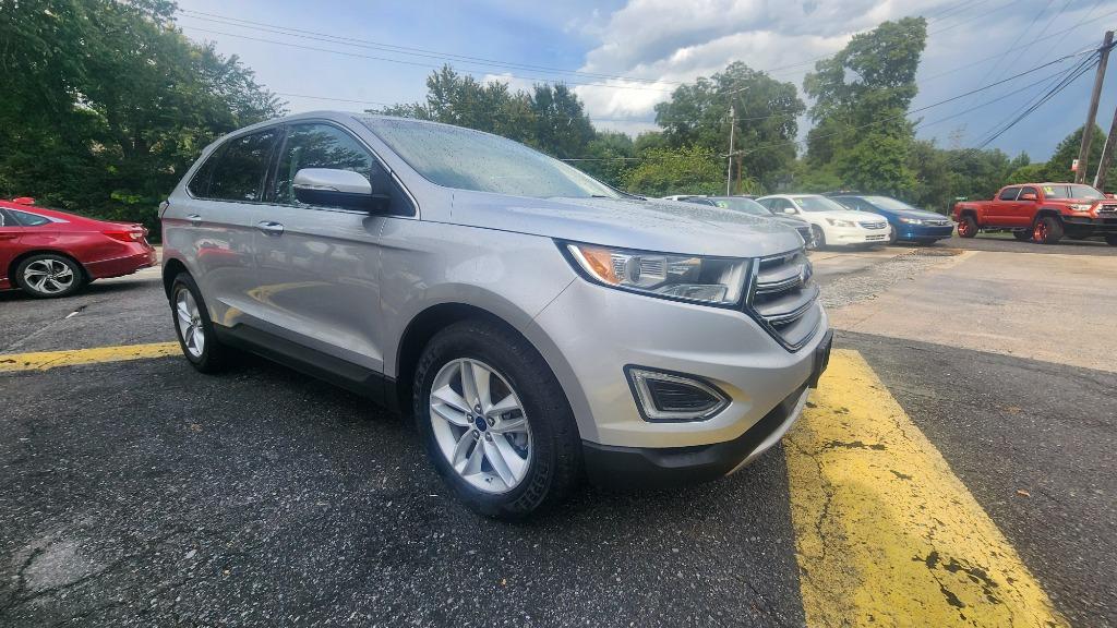 2017 Ford Edge - $8,990