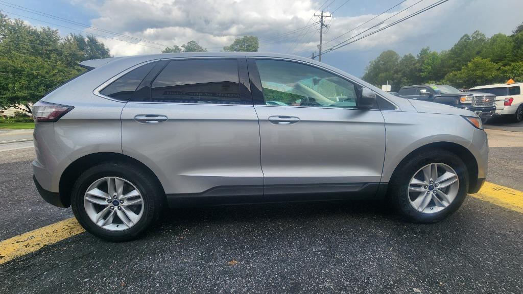 2017 Ford Edge - $8,990