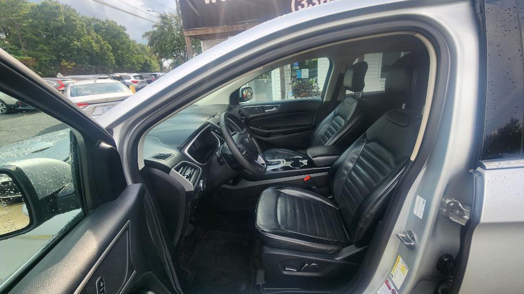 2017 Ford Edge - $8,990