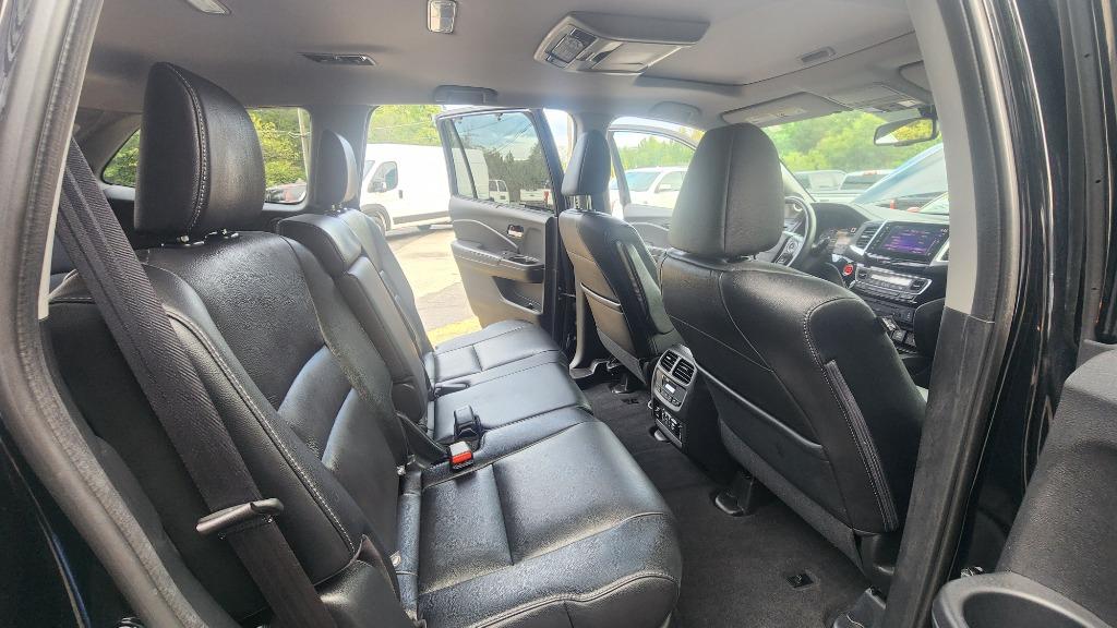 2017 Honda Pilot - $18,490