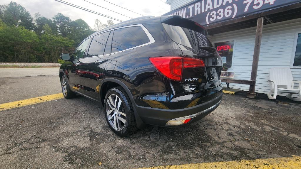 2017 Honda Pilot - $18,490