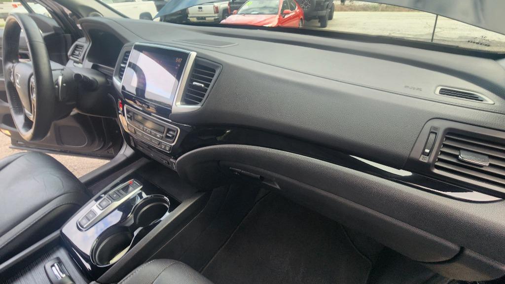 2017 Honda Pilot - $18,490