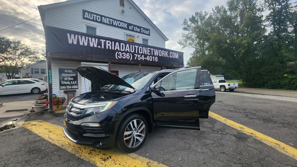 2017 Honda Pilot - $18,490