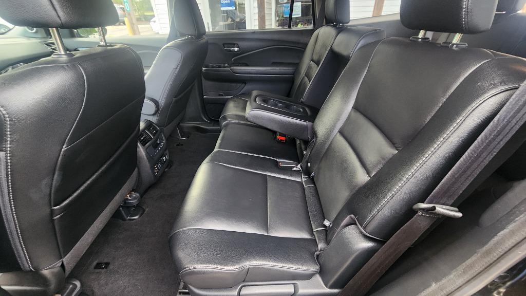 2017 Honda Pilot - $18,490