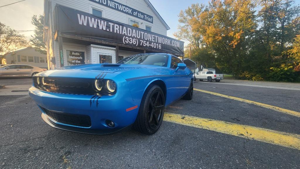 2016 Dodge Challenger - $15,990