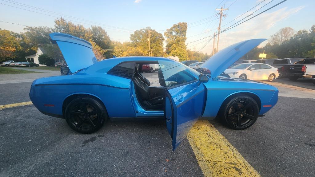 2016 Dodge Challenger - $15,990