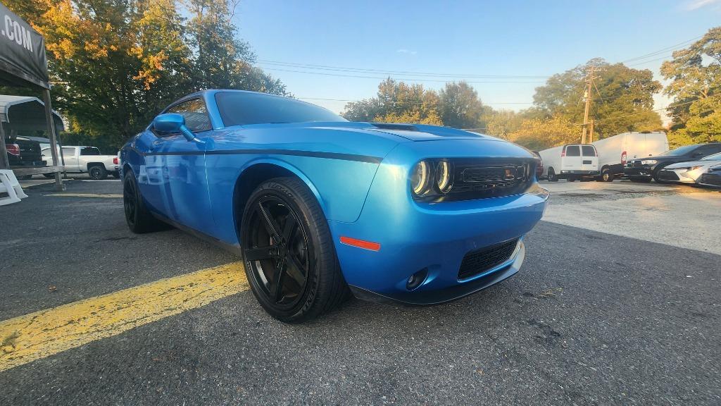 2016 Dodge Challenger - $15,990