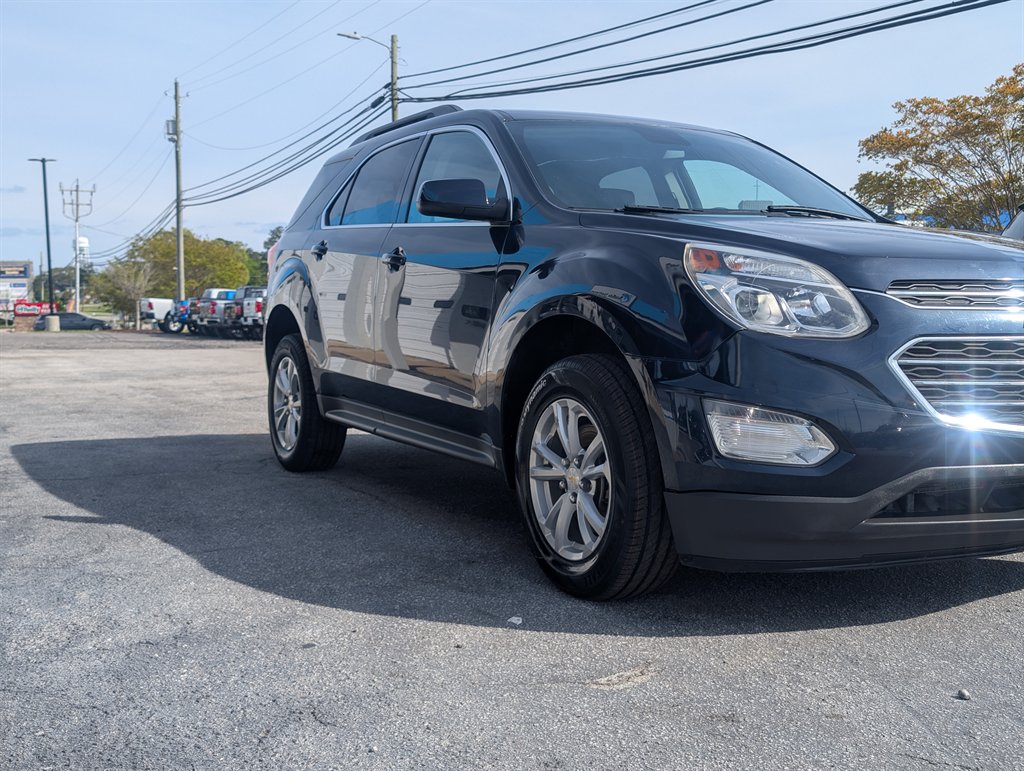 2017 Chevrolet Equinox - $13,990