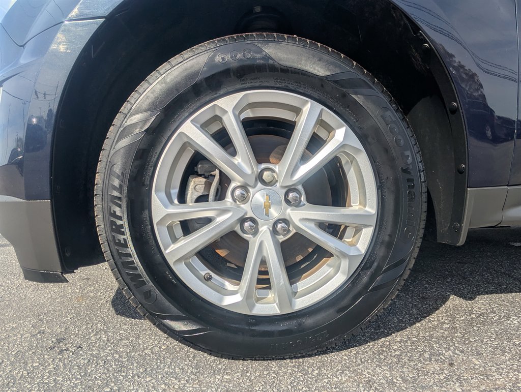 2017 Chevrolet Equinox - $13,990
