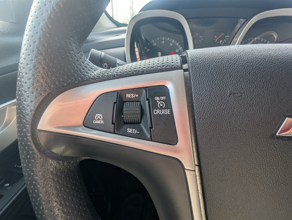 2017 Chevrolet Equinox - $13,990