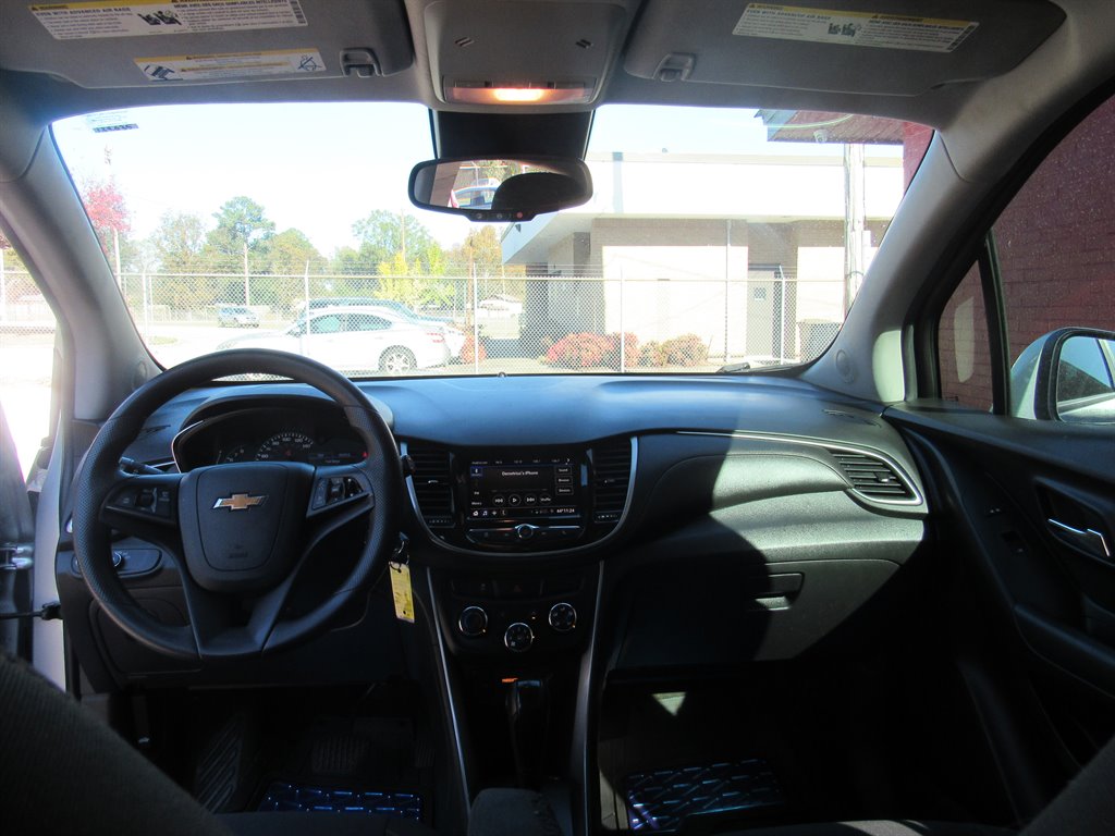 2020 Chevrolet Trax LS photo