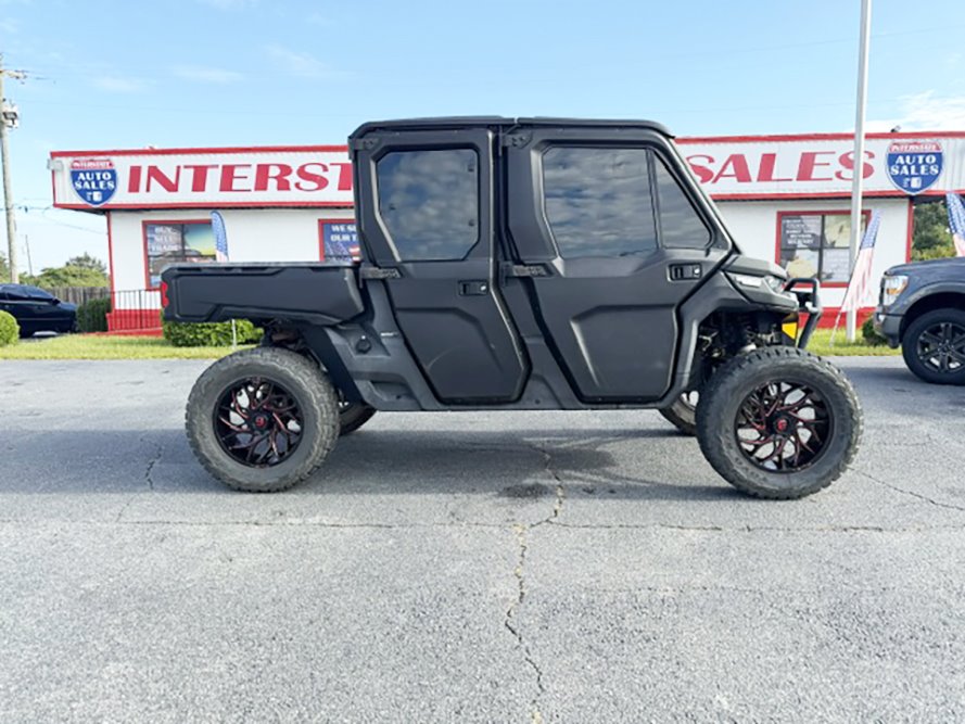 2021 Can-am Defender/traxter - $27,500
