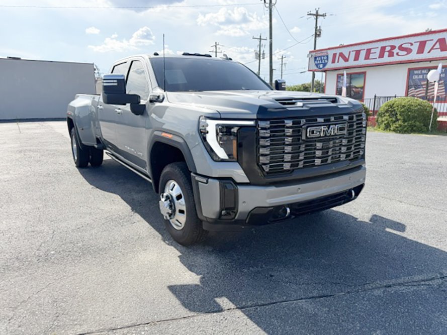 2025 GMC Sierra 2500HD - $98,999