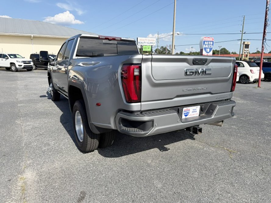 2025 GMC Sierra 2500HD - $98,999