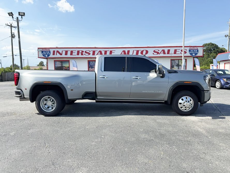 2025 GMC Sierra 2500HD - $98,999