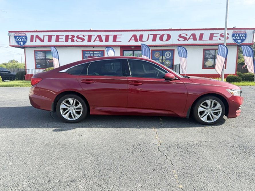2019 Honda Accord - $18,900