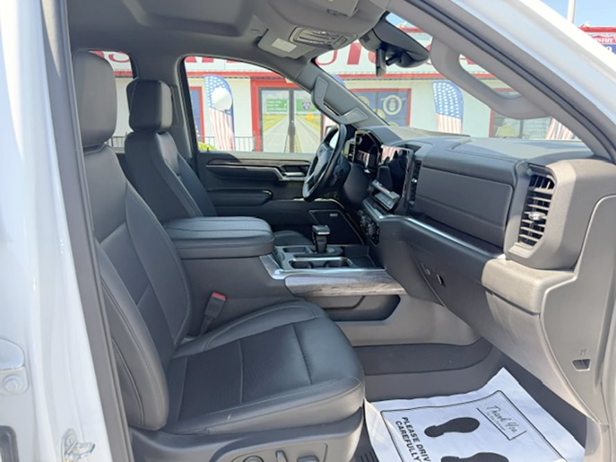 2023 Chevrolet Silverado