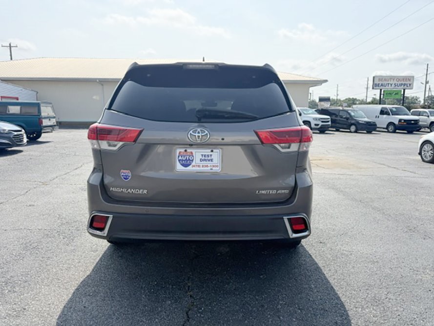 2018 Toyota Highlander