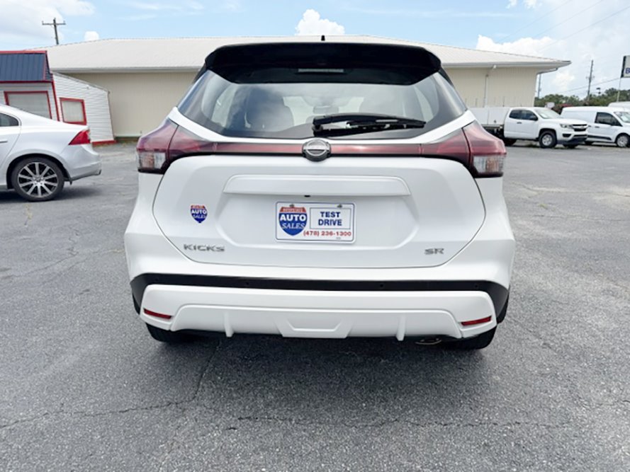 2023 Nissan Kicks