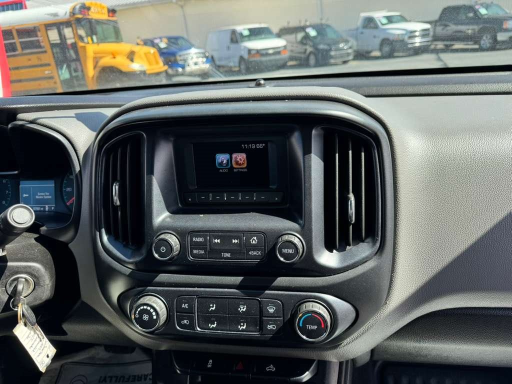 2017 Chevrolet Colorado - $16,900