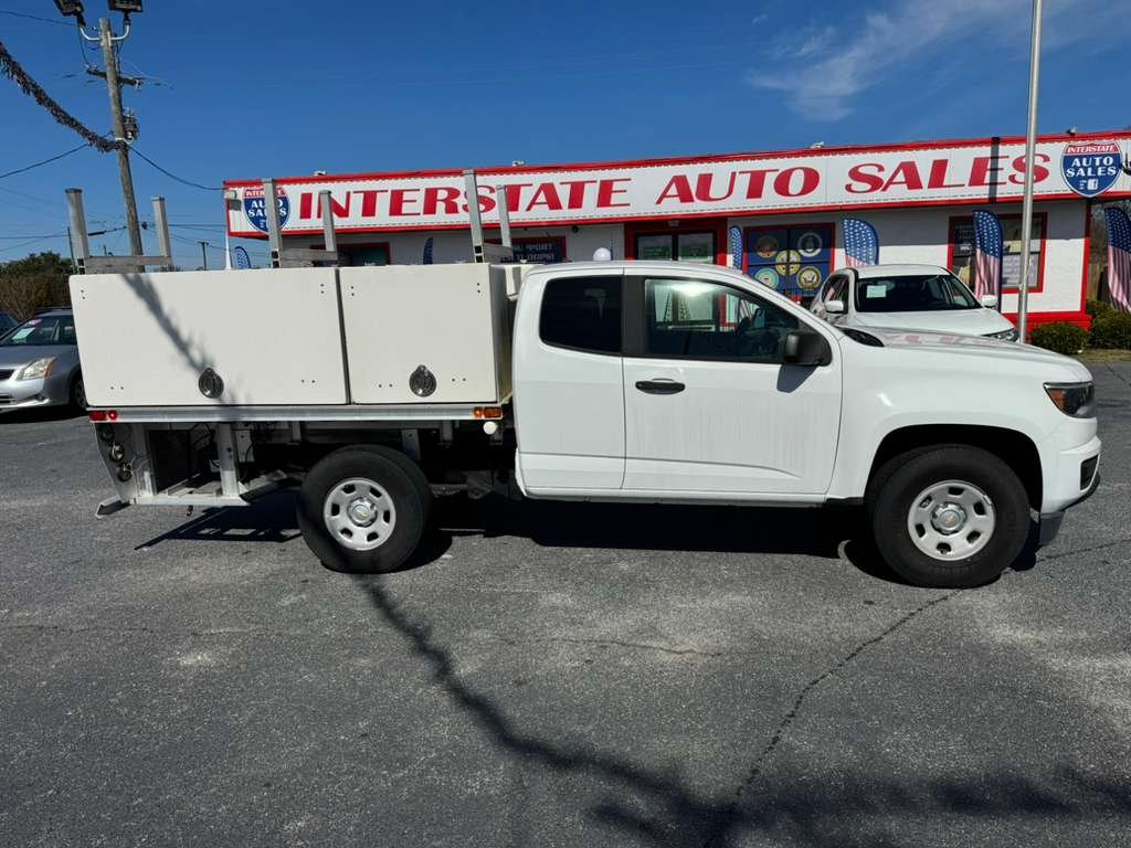 2017 Chevrolet Colorado - $16,900