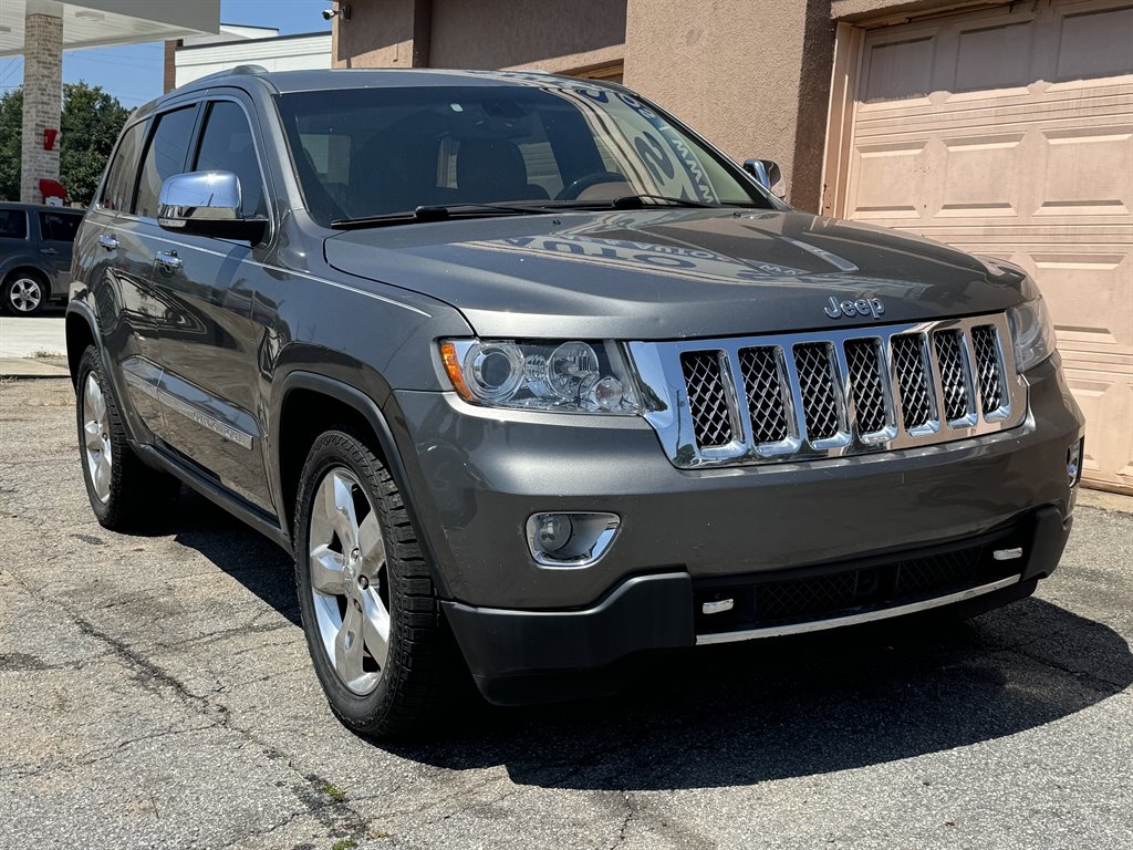 2012 Jeep Grand Cherokee Overland photo