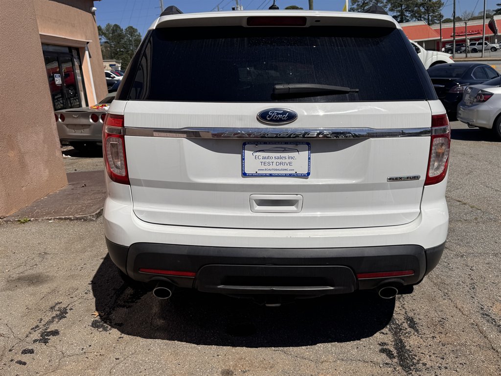 2013 Ford Explorer photo